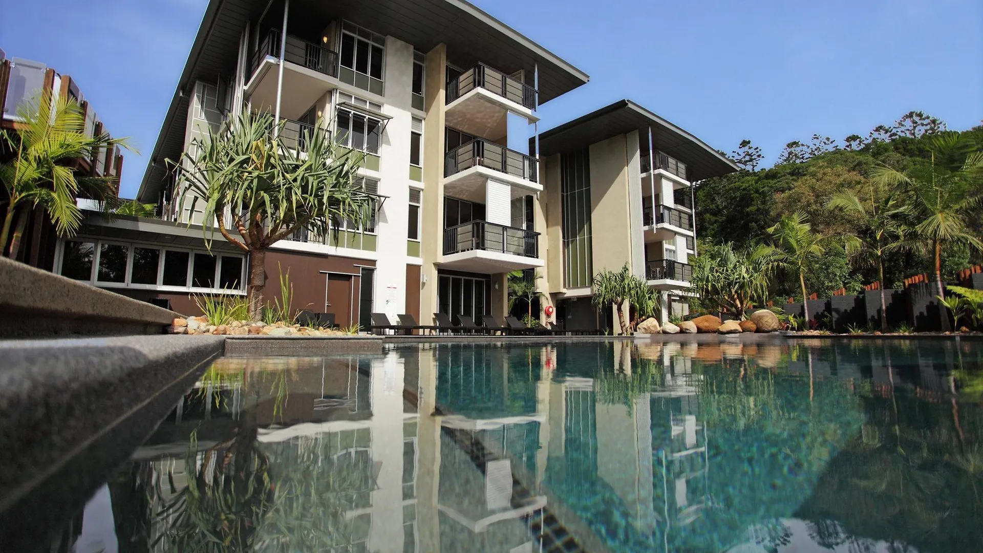 Apartment Outrigger Little Hastings Street Villas & Penthouses Sunshine Coast